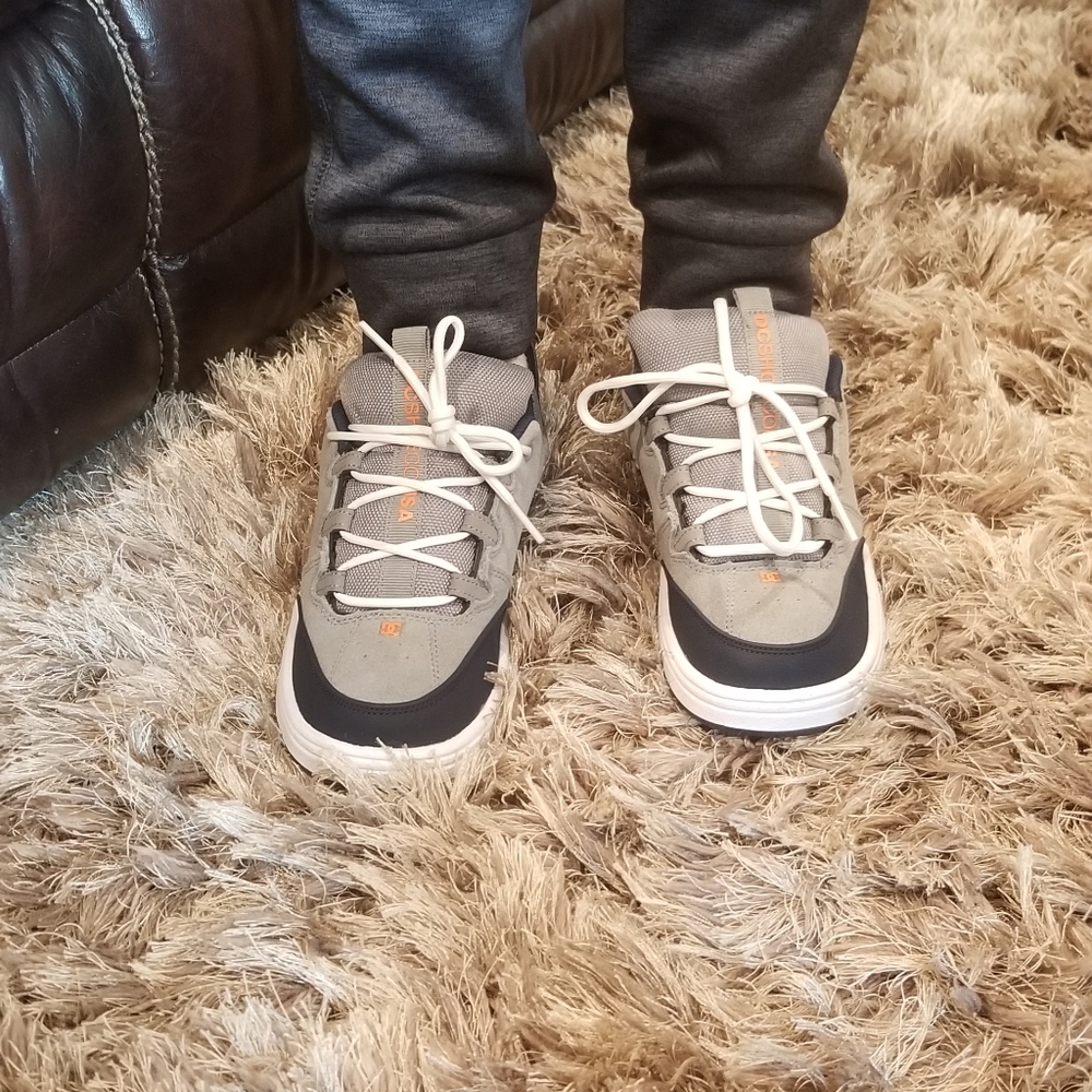 DC Syntax Skate Shoes - Picture 2 of 2